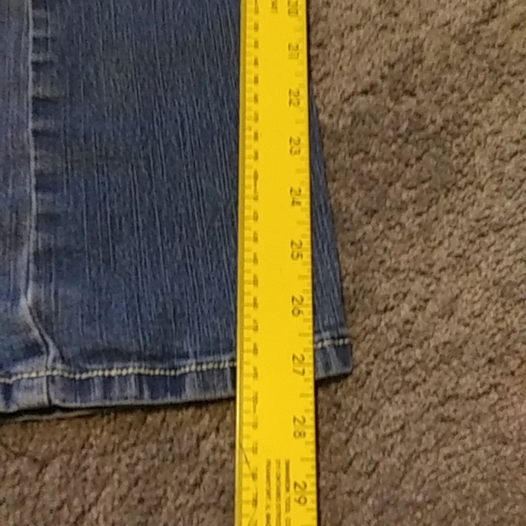 Request Jeans - Picture 9 of 10